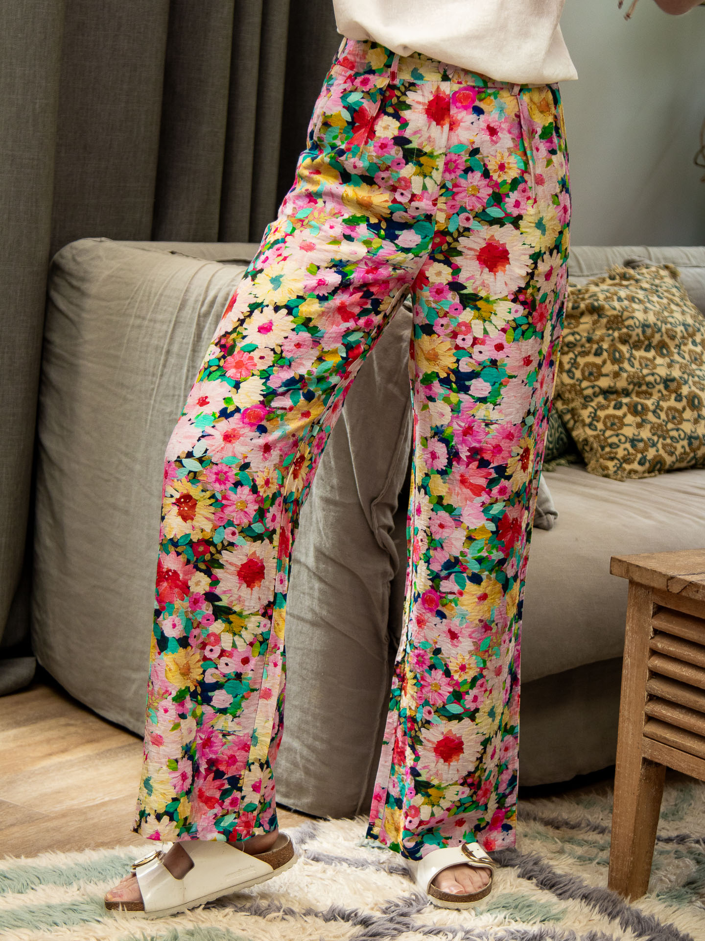 Image illustrative de l'article "Pantalon fleuri ACAPULCO"