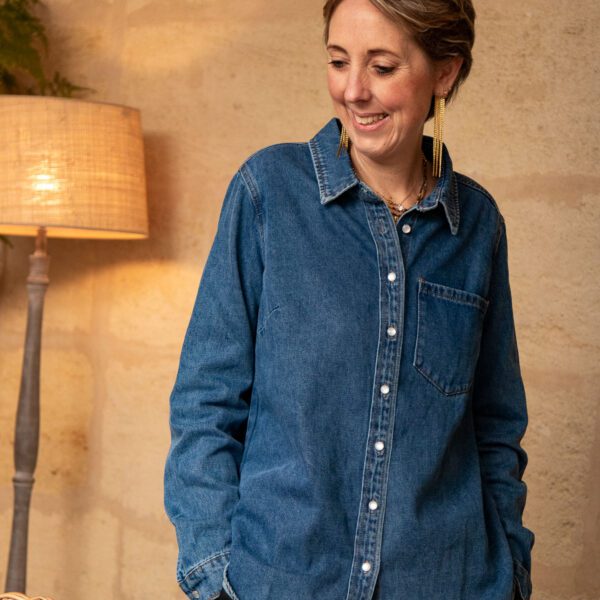 Image illustrative de l'article "Veste en jean denim ESMEE"