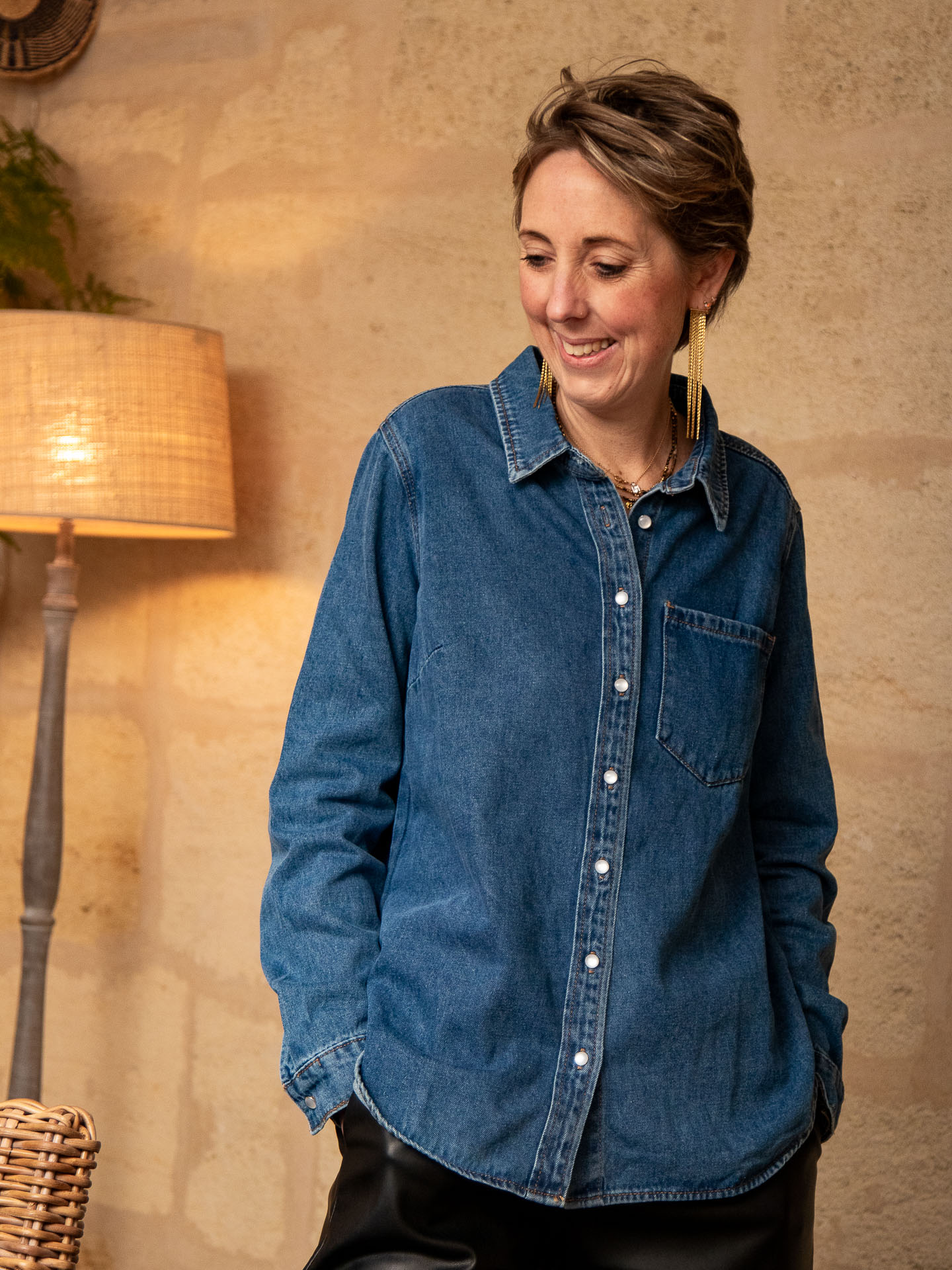 Image illustrative de l'article "Veste en jean denim ESMEE"