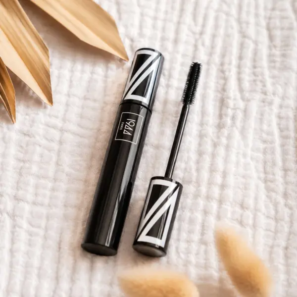 Image illustrative de l'article "MASCARA VOLUME INTENSE"