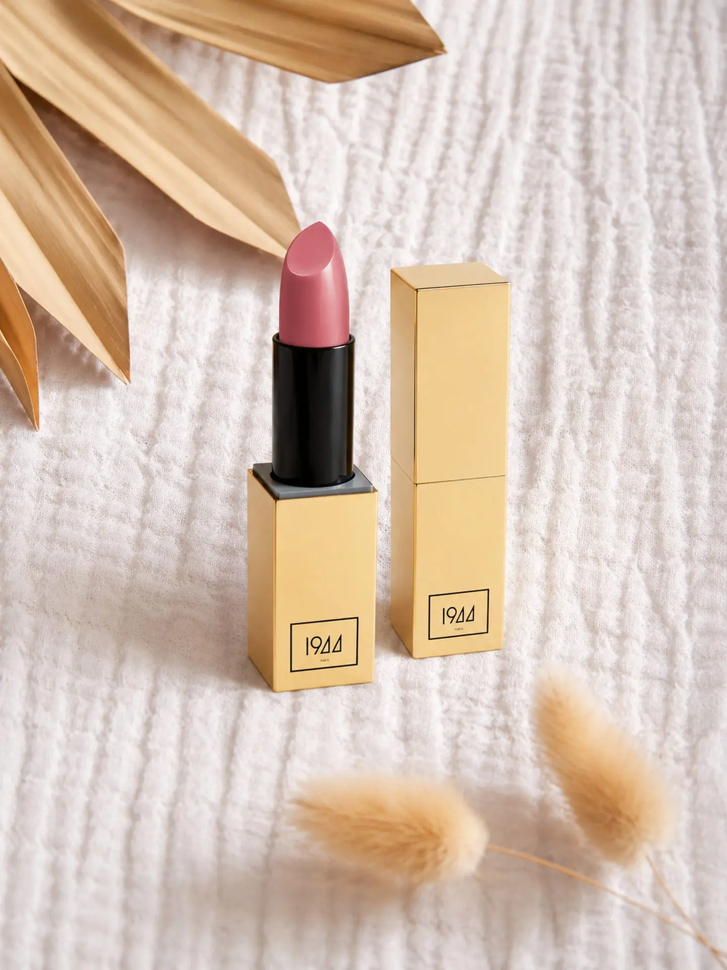 Rouge satiné JESSICA 1944 - Mode de Biche