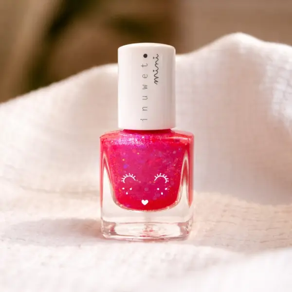 Image illustrative de l'article "VERNIS FUSHIA"