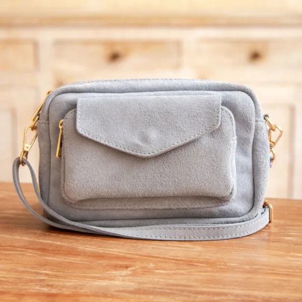 Image illustrative de l'article "Sac bleu clair HIRONDELLE"