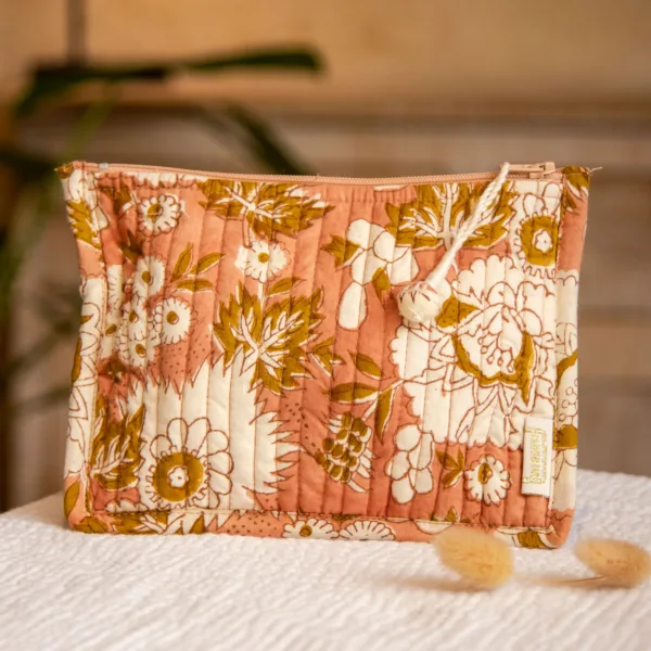 Image illustrative de l'article "Petite pochette VISHNU Terracotta"