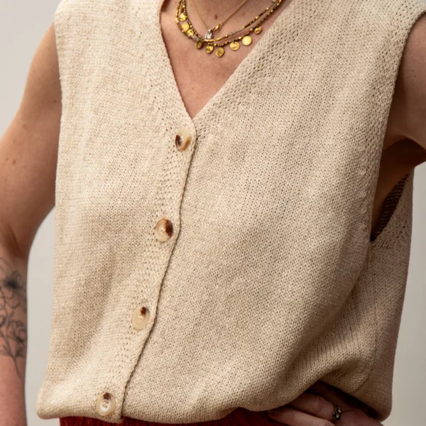 Image illustrative de l'article "Gilet maille RACHEL"