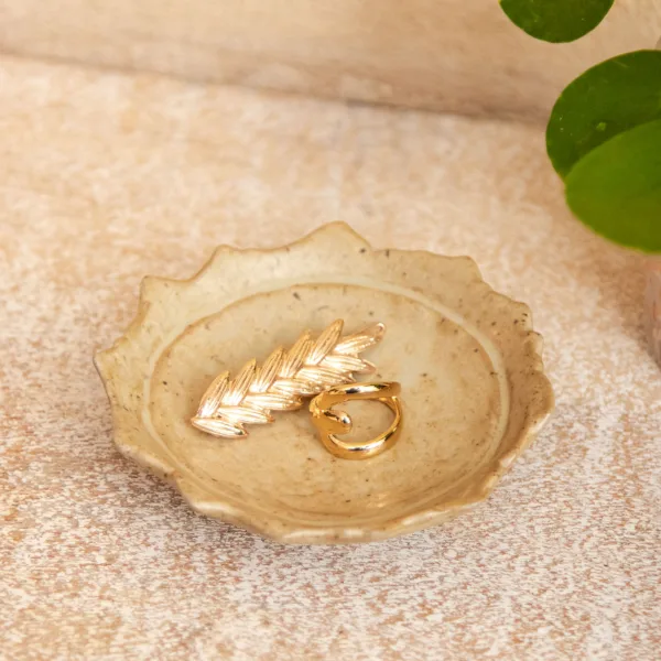 Image illustrative de l'article "Coupelle beige"