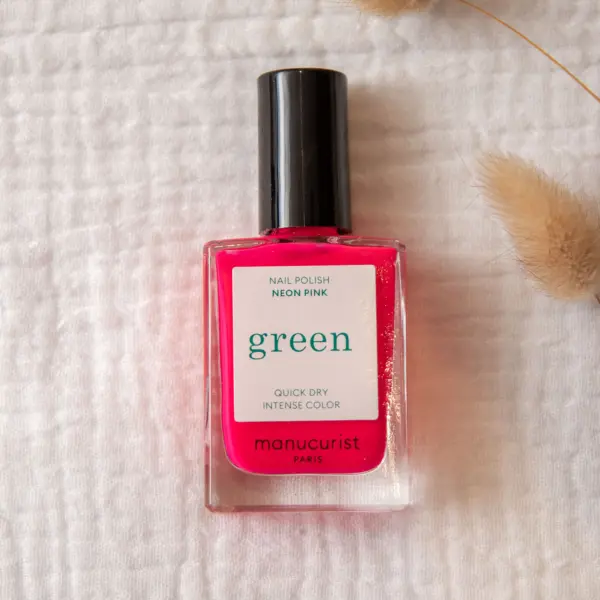 Image illustrative de l'article "Vernis Green – Neon Pink"