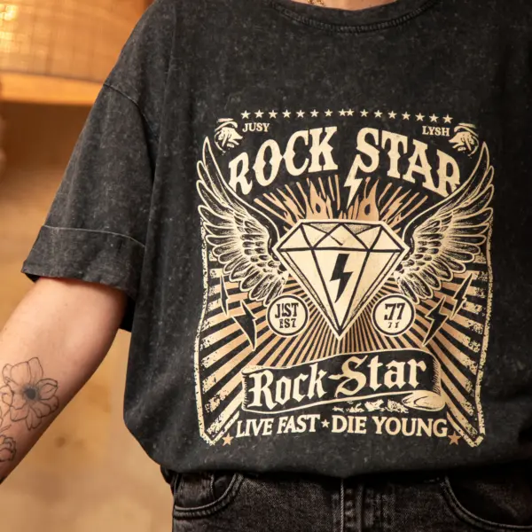 Image illustrative de l'article "T-shirt gris rock ERYN"