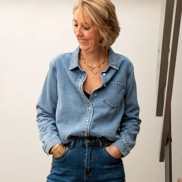 Image illustrative de l'article "Chemise jean TIFANNY"