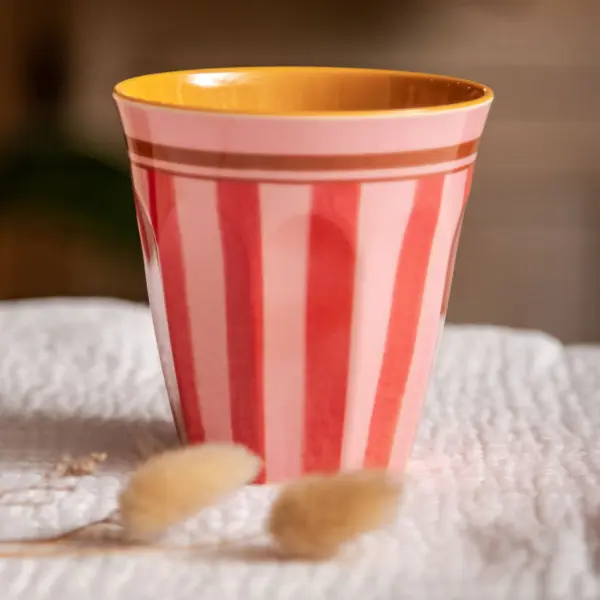 Image illustrative de l'article "Medium gobelet Organic Stripes"
