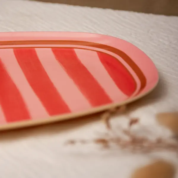 Image illustrative de l'article "Plateau – Organic Stripes"