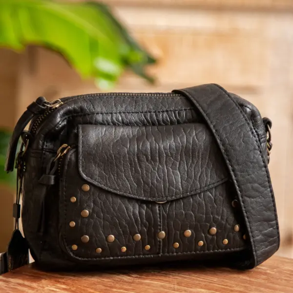 Image illustrative de l'article "Sac black bubble JADJA"