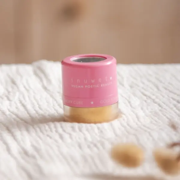 Image illustrative de l'article "Poudre or"