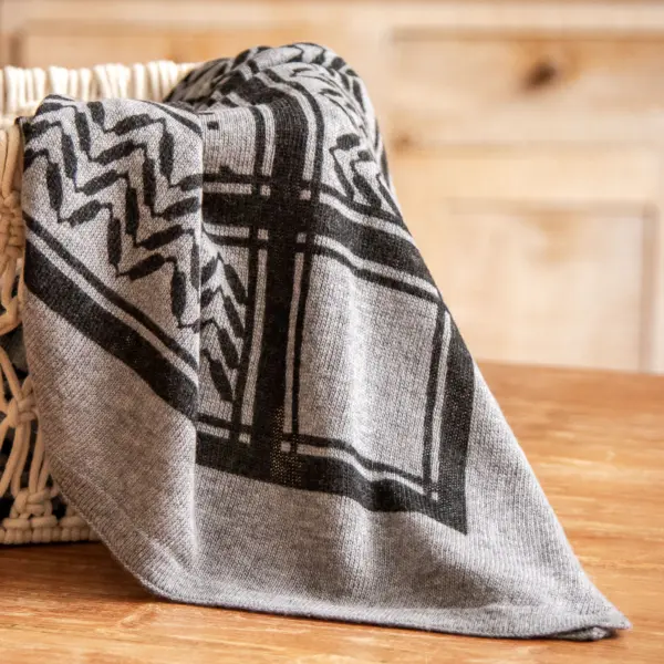 Image illustrative de l'article "Echarpe grey NOVIS"