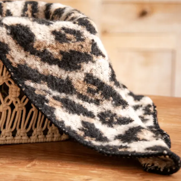 Image illustrative de l'article "Echarpe leo JAMINAL"