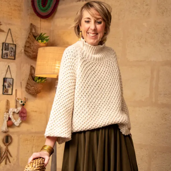 Image illustrative de l'article "Pull beige crochet OXANE"