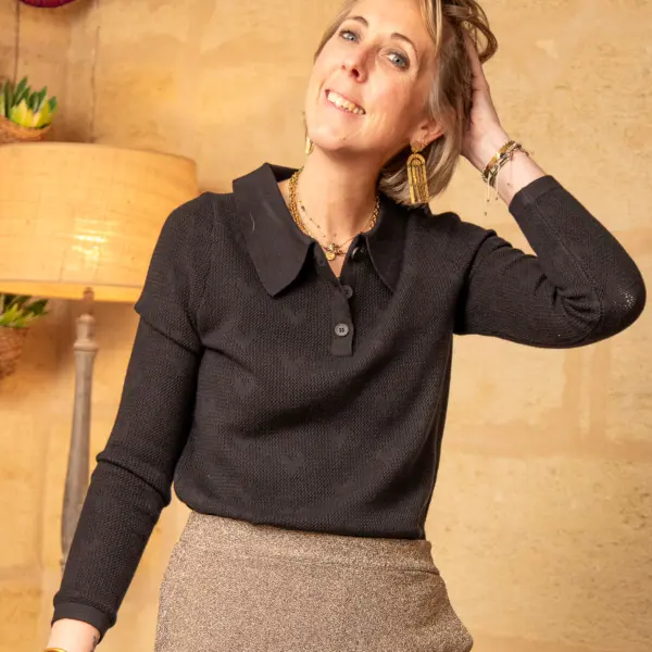 Image illustrative de l'article "Pull noir SONIA"