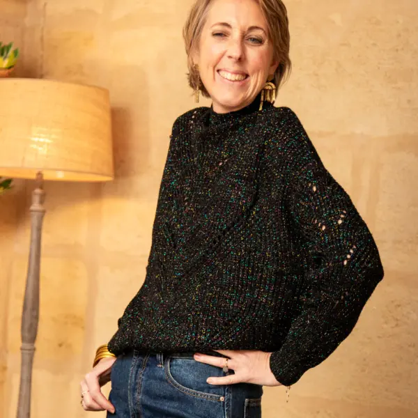 Image illustrative de l'article "Pull noir lurex CASTILLE"