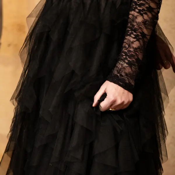 Image illustrative de l'article "Jupe longue tulle noir COPACABANA"