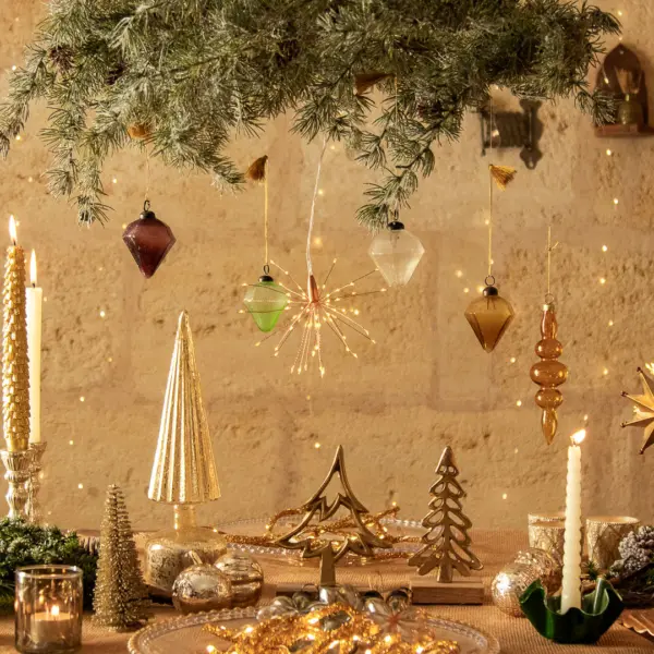 Image illustrative de l'article "Un Noël signé Mode de Biche : douceur, éclat et liberté"