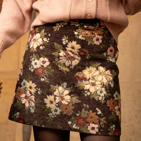 Image illustrative de l'article "Jupe fleurs marron BARI"