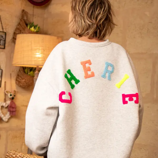 Image illustrative de l'article "Sweat cherie ALLY"