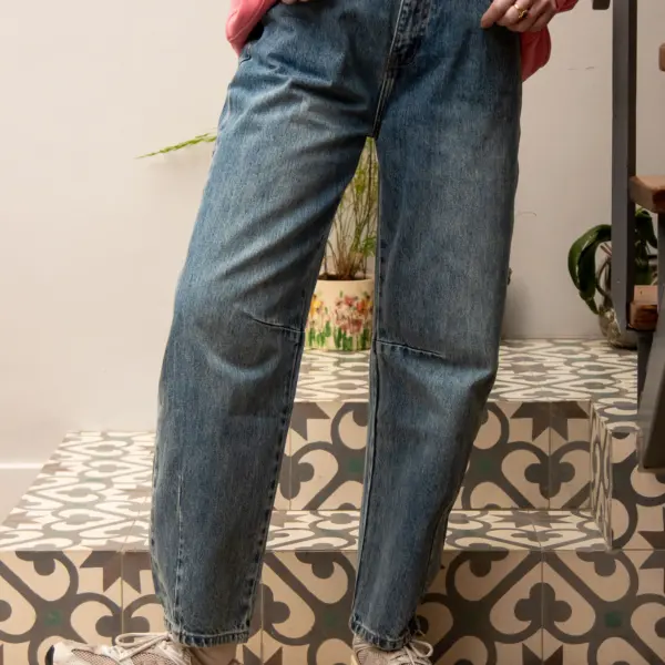 Image illustrative de l'article "Jean ballon bleu BRANDY"