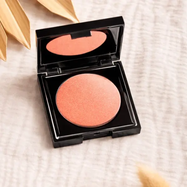 Image illustrative de l'article "Blush rose fever"