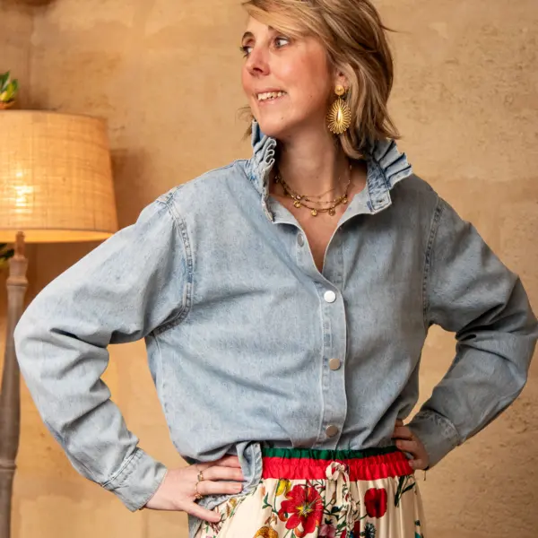 Image illustrative de l'article "Chemise jean bleu BETTY"