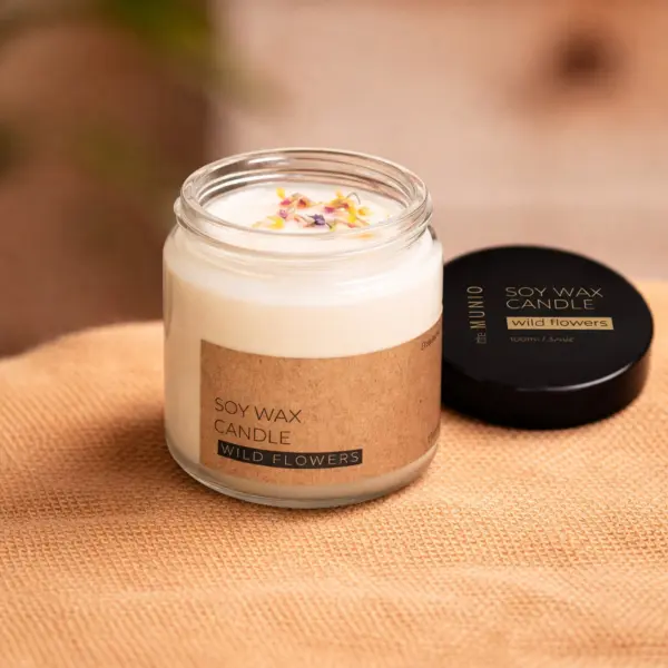 Image illustrative de l'article "Bougie parfumée fleur sauvage"