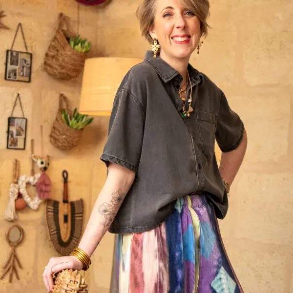 Image illustrative de l'article "Chemise gris foncé SMIDI – PIECES"