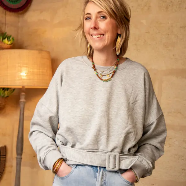 Image illustrative de l'article "Sweat gris LYDIA"