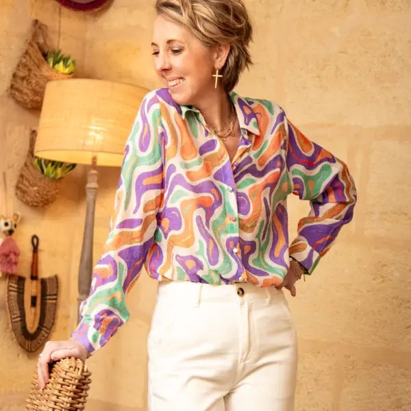 Image illustrative de l'article "Chemise imprimé multicolore YANA"