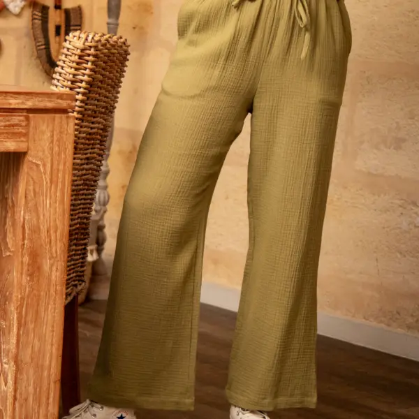 Image illustrative de l'article "Pantalon kaki ARIZONA"