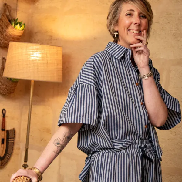 Image illustrative de l'article "Chemise rayée bleu OPHELIE"