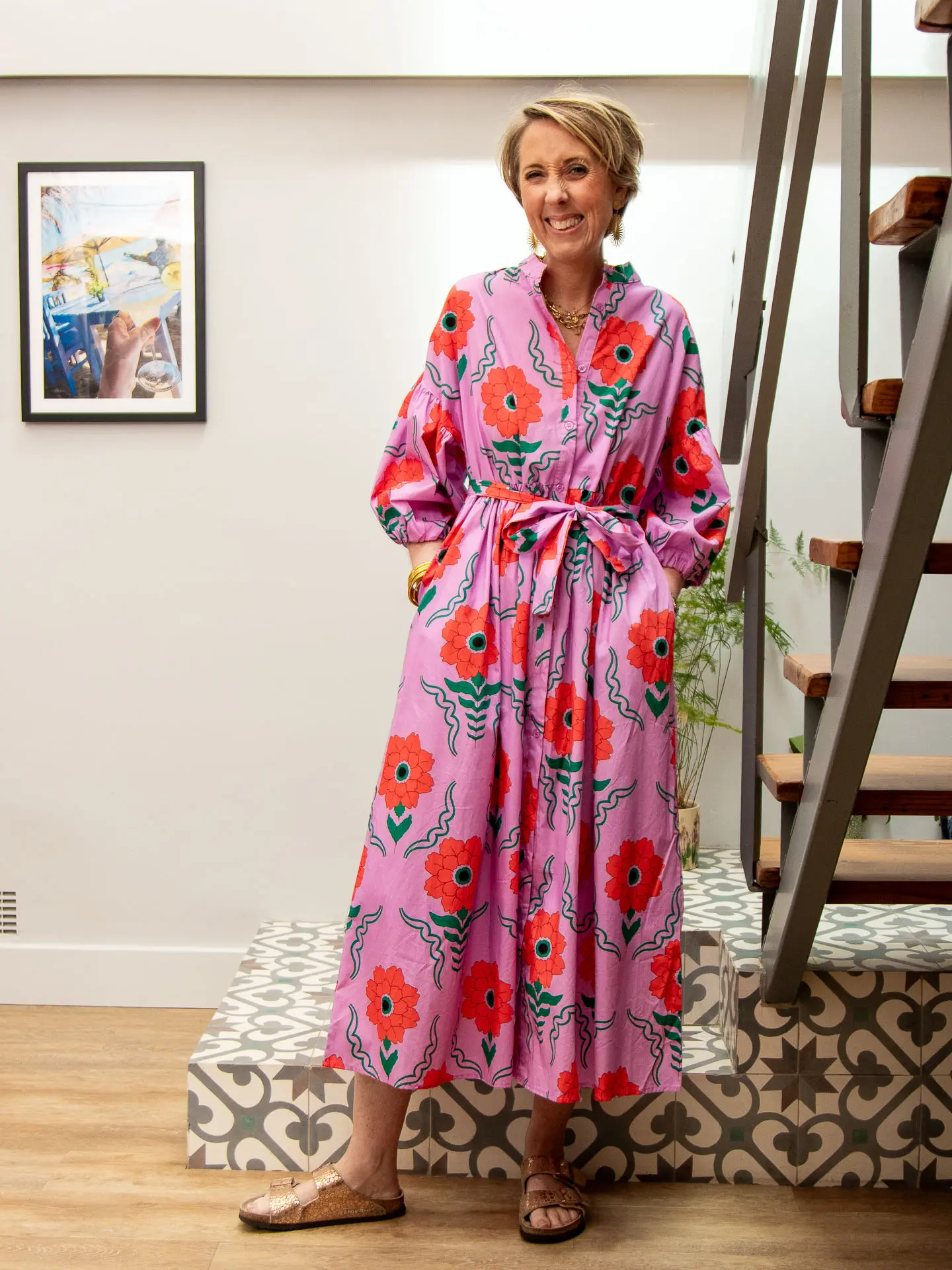 Robe longue rose lilas fleurie ceinturée — Mode de Biche