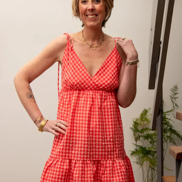 Image illustrative de l'article "Robe vichy rose ARIA"